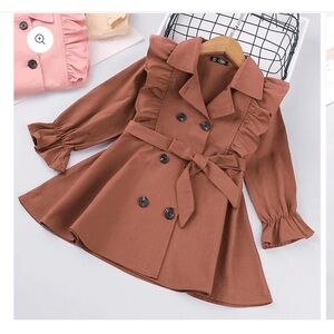 Pretty in Ruffles Thin layered peacoat!
#BrandNew #JovannaNicolesFashionBoutique